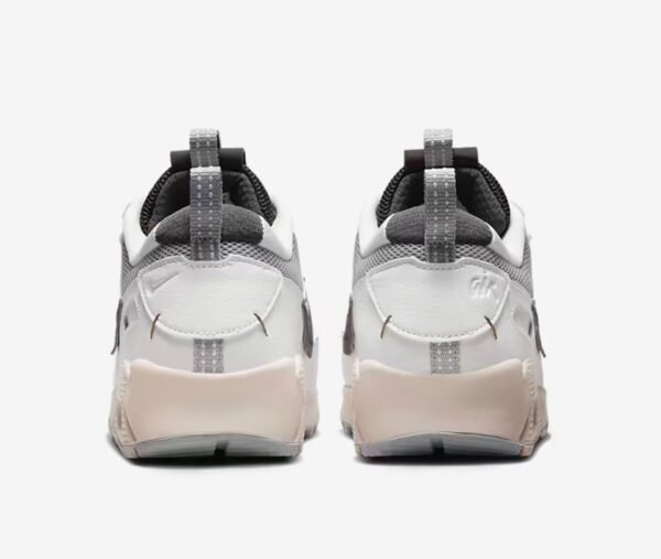 ⁦Nike Air Max 90 Futura⁩ – תמונה ⁦6⁩